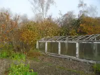 Живописный участок с недостроенным домом, Садовое товарищество 