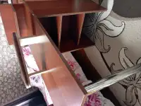 Маникюрный стол, фотография 2