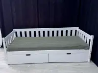 Мебель из хвойного массива, фотография 2