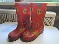 Сапожки красные с жучками и цветами, р.27-28 (18,5см по стельке), фотография 1