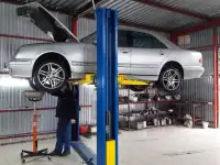 Сдам в аренду двух местный гараж с подъёмником и ямой