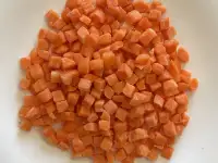 Морковь быстрозамороженная кубик