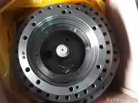 Редуктор хода HYUNDAI 210-7  б/у