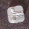 Наушники EarPods