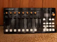 MIDI контроллер Studiologic SL Mixface, фотография 4