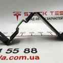 Зап. части для авто Tesla. Кронштейн крепления АКБ AWD Tesla model S RESTCC STRAP, 12V BATTERY,, фотография 3
