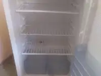 Продаются холодильники