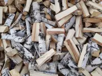 Продам дрова дешево с доставкой разные колотые и нет