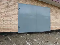 Ворота для гаража распашные металлические., фотография 2