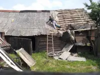 Демонтаж домов,сараев строений и др.