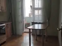 Трехкомнатная квартира в кирпичном доме, ул. Лиможа, фотография 2