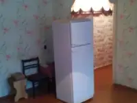 Сдам 2 комнатную квартиру  в центре.  можно комнату