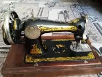 Швейная машинка 