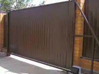 Откатные ворота - одно из самых удобных и выгодных современных решений для въездных групп на любой участок или территори, фотография 2