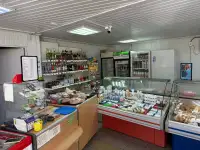 Продается готовый бизнес:  магазин площадью 72,3 кв.м., в том числе торговое помещение площадью 53,09 кв.м. по адресу  г, фотография 3