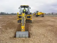 Аренда экскаватора-погрузчика jcb в Жодино, фотография 2
