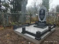 ПАМЯТНИК ГОРИЗОНТАЛЬНЫЙ НА 2ЧЕЛ. ИЗ ГРАНИТА В-10 Марьина Горка и рн, фотография 4