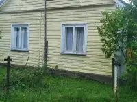 Продается часть дома.3 х комнатная квартира в центре города.