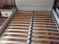 Кровать двуспальная с матрасом и тумбочками, фотография 2
