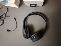 SmartBuy Cyclone SBH-7030 Беспроводные наушники, фотография 3