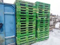 Продам поддоны крепкие 12001200