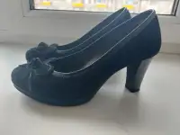Продам итальянские туфли из натуральной замши, фотография 2