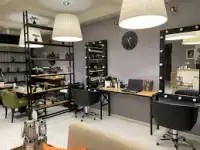 Уютный салон красоты с государственной арендой