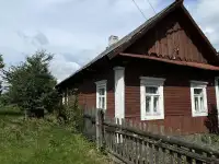 Дом в центре деревни, Брестская обл., Ивановский р-н, Лясковичский с/с, д. Лясковичи, ул. Советская, 7