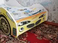 Кровать машинка