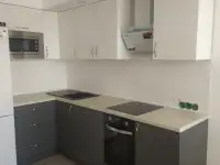 Замена фасадов и столешниц на кухне, фотография 8