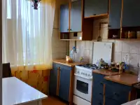 Сдам, Космонавтов