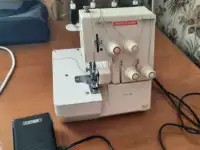 Оверлок бытовой