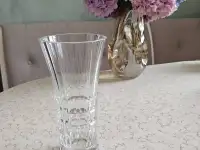 Хрустальная изящная ваза
