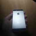 Продам iPhone 5s Состояние 7/10. Комплект кабель, кубик, коробка, Есть потёртости, они на фото. Экран оригинал. Без пяте, фотография 8