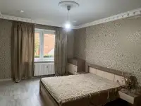 Сдаётся на длительный срок ( не менее года ) 2 ком просторная, чистая и уютная квартира, фотография 2