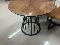 Стол обеденный 