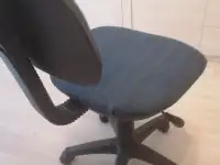 Продам компьютерное кресло