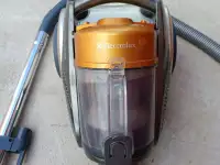 Пылесос Electrolux с колбой для мусора, фотография 2
