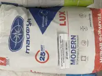 Штукатурка гипсовая ручного нанесения LUX MODERN