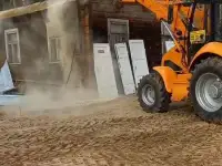 Снос строений и вывоз мусора, выравнивание участка