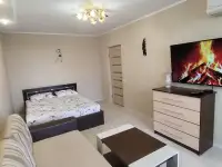 Квартира на сутки и часы. М. Спортивная 260м. 5 минут пешком.ул. Притыцкого 54. Возле ТЦ Скала. С ремонтом 2021 года. В