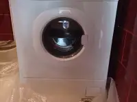 Продам стиральную машину