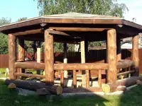 Беседка из оцилиндрованного или рубленного бревна, фотография 12
