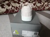 Продам женские кроссовки, фотография 3