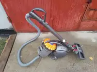 Пылесос Dyson DC33c, фотография 2