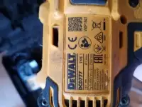 Шуруповерт DeWalt, фотография 2