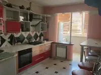 Уютная квартира для посуточного проживания, Белоозерск ул.Глинского д.4, фотография 2