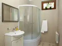 Аренда домика в лесу, п-от 