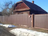 Бревенчатый дом по ул. Седова (р-н Бабушкиной крынки)