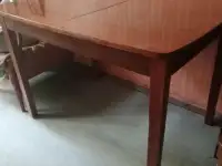 Стол